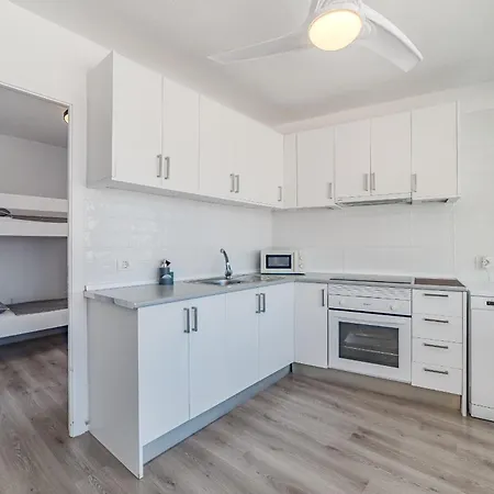 Lägenhet Family Flat With 3 Bedrooms And Balcony Near Gigantes And Ocean Puerto de Santiago (Tenerife)