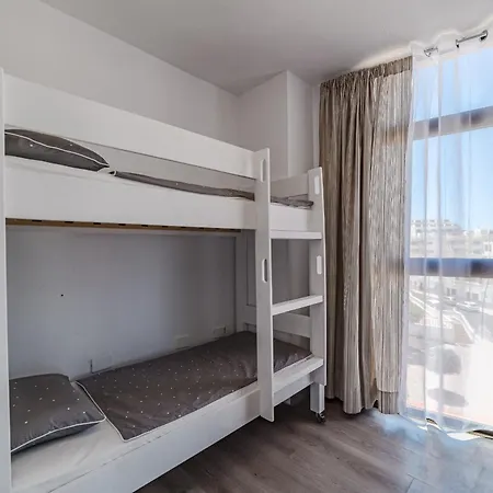 Lägenhet Family Flat With 3 Bedrooms And Balcony Near Gigantes And Ocean *