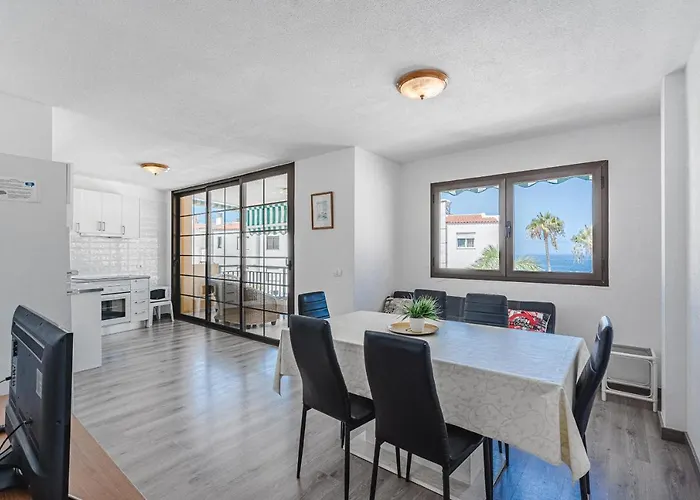 Apartament Family Flat With 3 Bedrooms And Balcony Near Gigantes And Ocean Puerto de Santiago (Tenerife)