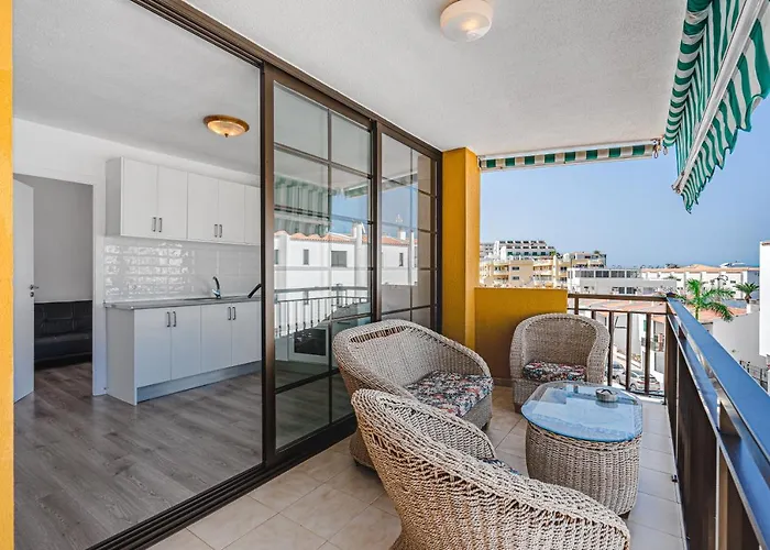 Family Flat With 3 Bedrooms And Balcony Near Gigantes And Ocean プエルト・デ・サンティアゴ