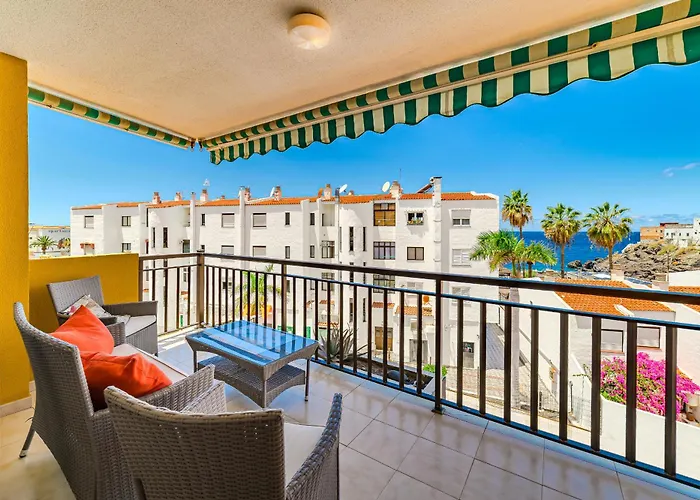 Family Flat With 3 Bedrooms And Balcony Near Gigantes And Ocean アパート